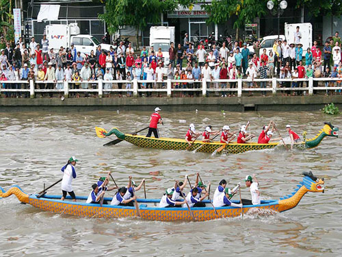 Giải đua thuyền rồng tỉnh Trà Vinh năm 2013