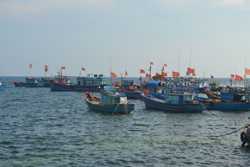  Liên kết đánh bắt trên biển xa giúp các tàu cá phát huy hiệu quả đánh bắt, hỗ trợ nhau khi gặp nạn