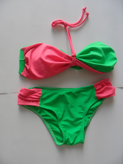 Thúy Ngân phối bikini & phụ kiện 9