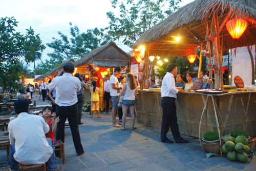 Không gian ẩm thực xứ Quảng thu hút nhiều khách du lịch