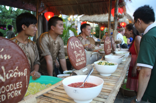 Nhiều người tìm đến để thưởng thức món ăn đặc trưng này