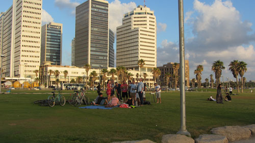 Thành phố Tel Aviv yên ả - d
