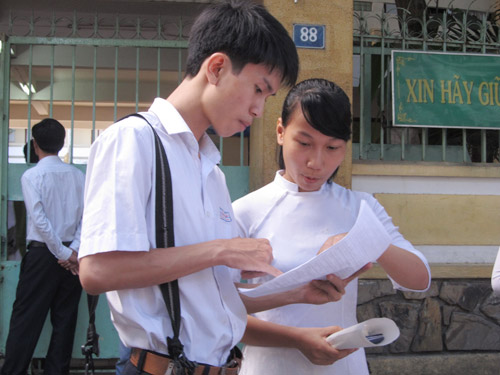 Đà Nẵng: Thí sinh vui mừng vì đề Hóa quá dễ