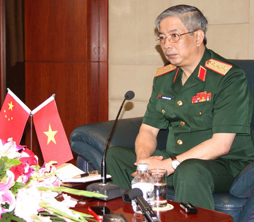 Thượng tướng Nguyễn Chí Vịnh đối thoại với truyền thông Trung Quốc