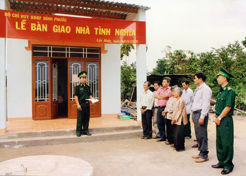 Thắm đượm tình quân dân 2