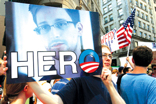 Tuần hành ủng hộ Snowden ở Mỹ - d