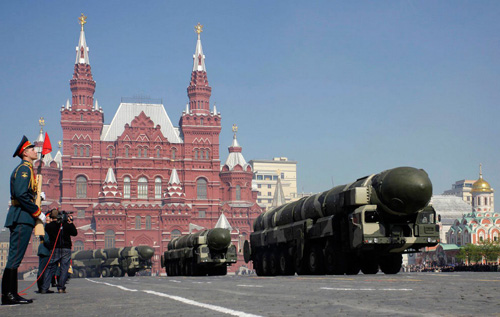 Mỹ tỏ ý lo ngại trước hướng phát triển tên lửa của Nga - d