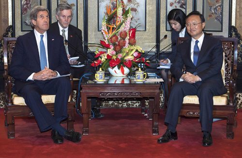 Ông John Kerry và ông Dương Khiết Trì sẽ thảo luận nhiều vấn đề gai góc trong 2 ngày đối thoại - d