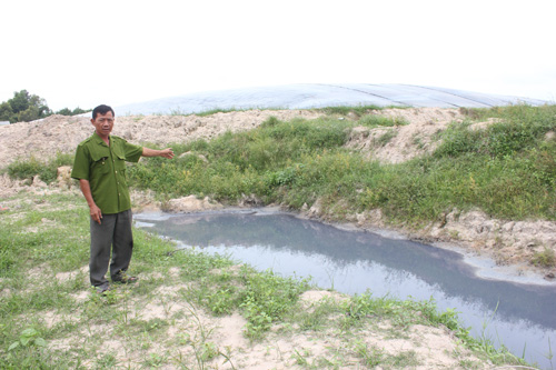 Người dân tại huyện Tân Châu bức xúc vì một doanh nghiệp xả nước thải làm ô nhiễm môi trương xung quanh - d