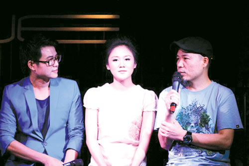 Album của Văn Mai Hương đã được các trang mạng gỡ xuống - d