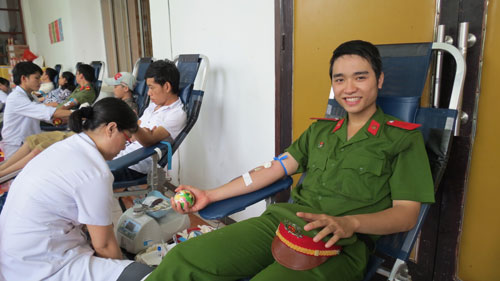 Hơn 1.000 hiến máu “Nghĩa tình xứ Huế” 1