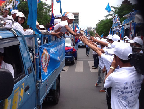 Phnom Penh “tê liệt” vì chiến dịch bầu cử 5
