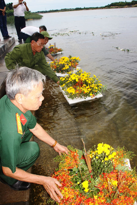 Chiều tháng 7, bên dòng Thạch Hãn...8