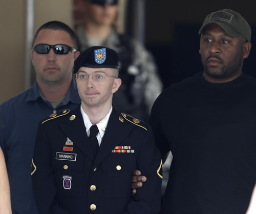 Vụ WikiLeaks: Bradley Manning không phạm tội hỗ trợ kẻ thù