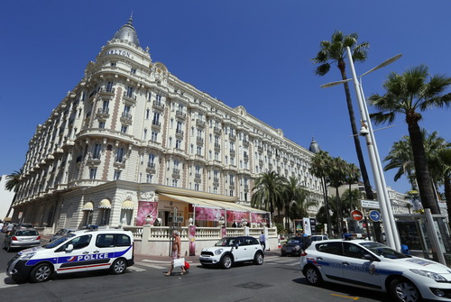Mất hơn 100 triệu euro trong vụ trộm trang sức ở Cannes