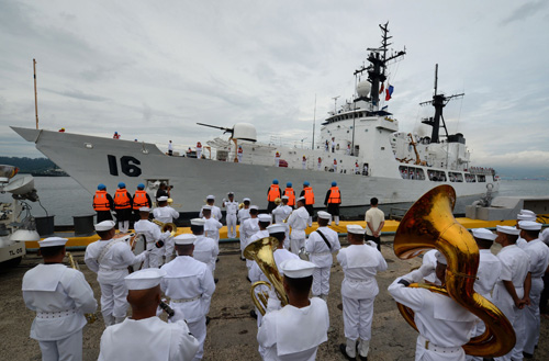 Tàu BRP Ramon Alcaraz về đến cảng Subic - d