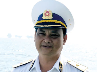 Chuẩn Đô đốc Đinh Gia Thật