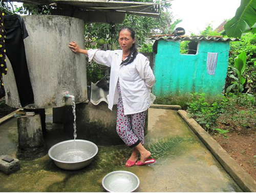 Người dân xóm 3, xã Lạc Sơn nghi nước giếng là nguyên nhân gây nên bệnh ung thư