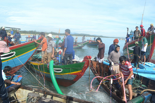 Mạnh ai nấy làm, tranh giành nhau từng mét dưới đáy biển 2