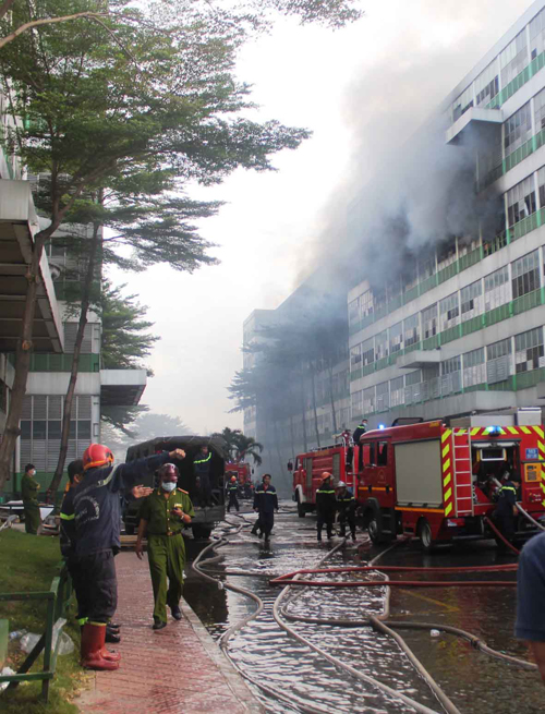 Cháy lớn Công ty Pou Yuen