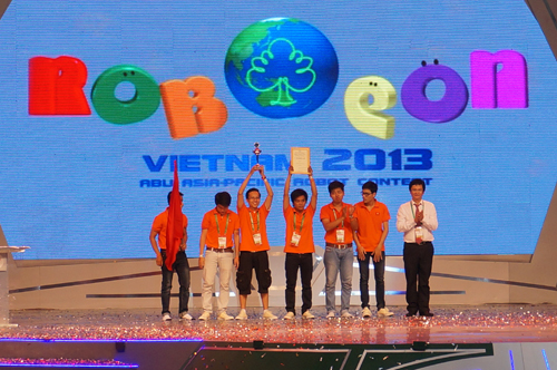 Cúp vô địch ABU Robocon 2013 đã tìm được chủ nhân