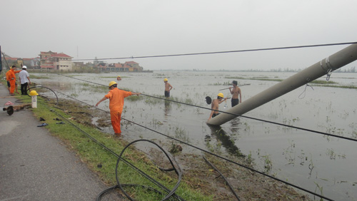 Toàn tỉnh Quảng Bình vẫn mất điện 5