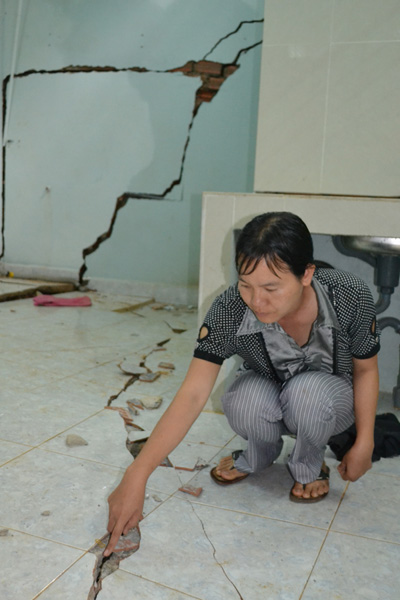 Nhiều hộ dân bị thiệt hại do sụt lún đất tại  Bảo Lộc 1