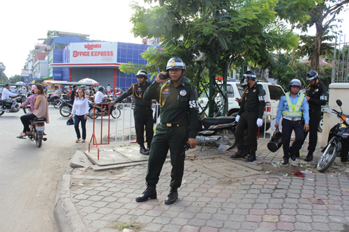 Cảnh sát bảo vệ trật tự tại quảng trường Tự Do