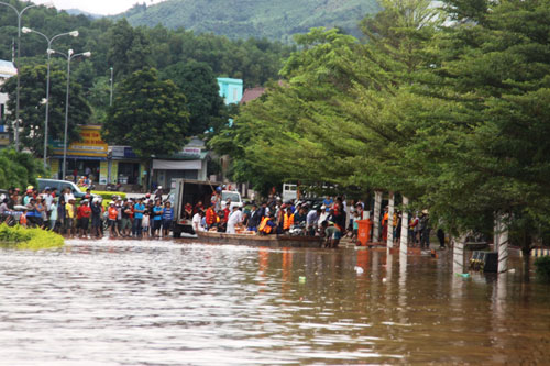 Huyện vùng cao Hướng Hóa ngập trong nước 11