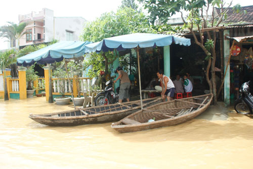 Bão số 8 tại Quảng Nam: Nhiều địa phương ngập trong nước lũ 4