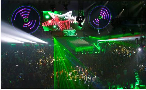 Khán giả bia Heineken cuồng nhiệt cùng DJ quốc tế 3