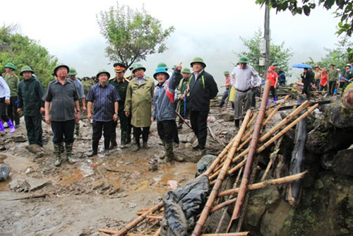 Phó thủ tướng kiểm tra công tác khắc phục hậu quả vụ lũ quét ở Sa Pa 1