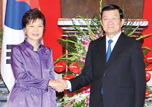 Việt Nam - Hàn Quốc tăng cường hợp tác về mọi mặt
