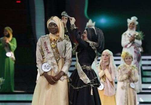 Thí sinh Nigeria đăng quang Hoa hậu Hồi giáo thế giới 2013