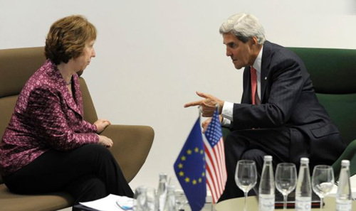 EU kêu gọi Mỹ hoãn đánh Syria