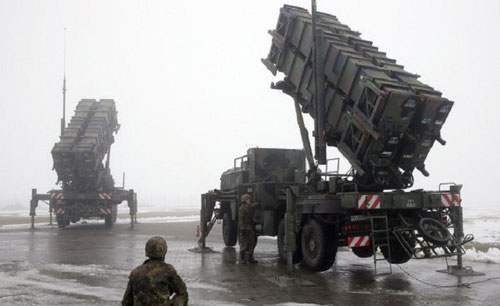 Mỹ lo ngại việc Thổ bắt tay Trung Quốc chế tên lửa