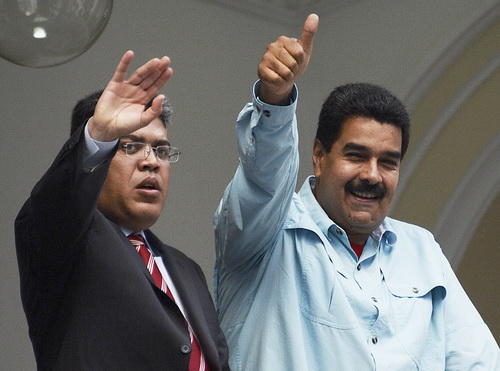 Mỹ phủ nhận việc cấm máy bay của Tổng thống Venezuela vào không phận