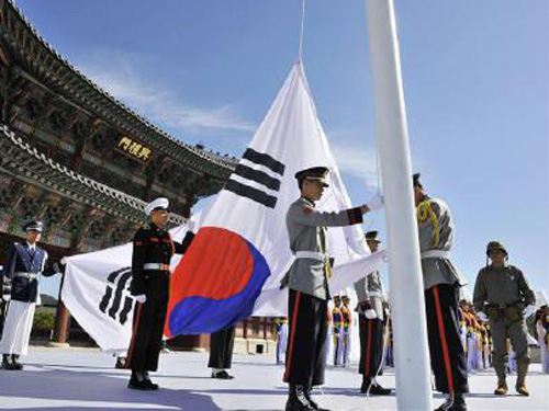 Triều Tiên lần đầu cho phép kéo cờ Hàn Quốc tại Bình Nhưỡng
