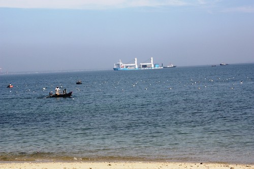 tàu Kilo Hà Nội ở Cam Ranh 1