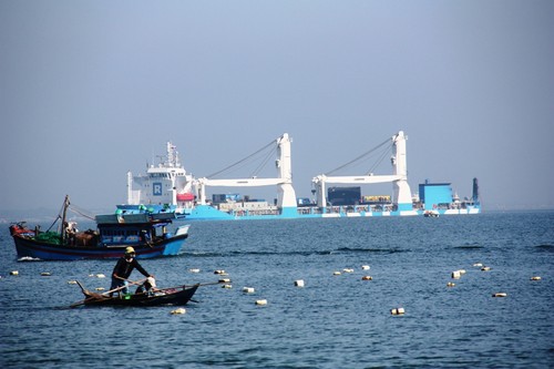 tàu Kilo Hà Nội ở Cam Ranh 6