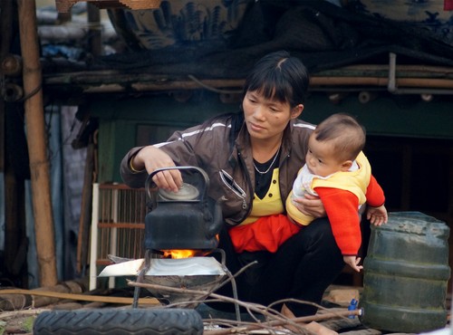  Mui thuyền cũng là nơi chị Xuân bắc lò đun nước