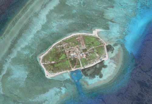 Đảo Hoàng Sa thuộc cụm Lưỡi Liềm trong quần đảo Hoàng Sa của Việt Nam - Ảnh: Google Earth