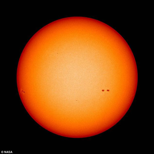 Mặt trời đang chìm vào giấc ngủ đông - Ảnh: NASA