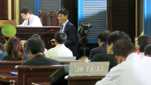 Xét xử đại án Huỳnh Thị Huyền Như: Công tố và luật sư vẫn tiếp tục tranh luận căng thẳng 1