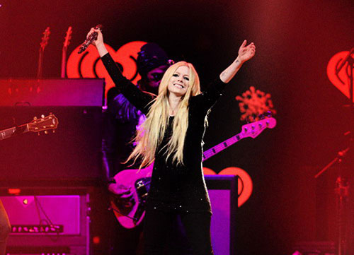 Avril Lavigne biểu diễn tại Bangkok - Ảnh: Thai avril lavigne