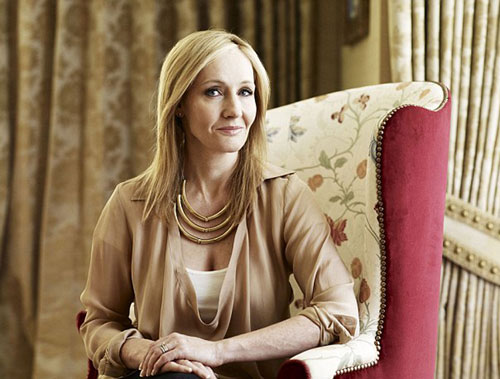 Nữ văn sĩ Anh J.K.Rowling - Ảnh: BBC