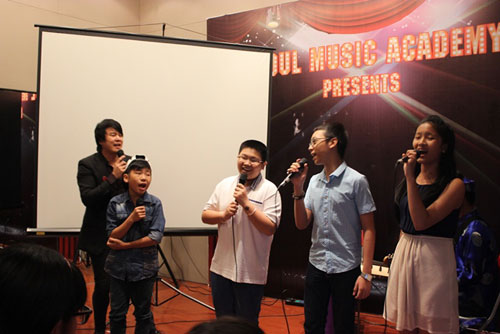 Thanh Bùi giới thiệu nhạc dân tộc Việt Nam đến sinh viên Mỹ 4