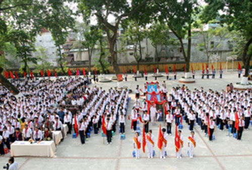 Hà Nội tăng thêm 20.000 học sinh vào lớp 6