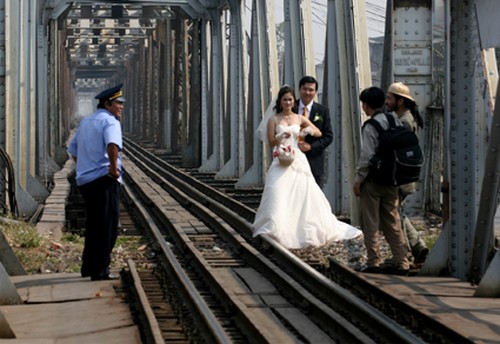 Chụp ảnh cưới năm 2007, khi hoạt động này chưa bị cấm