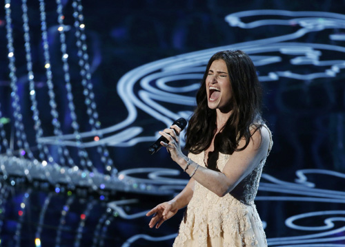 Idina Menzel thể hiện ca khúc Let it Go trên sân khấu trao giải Oscar